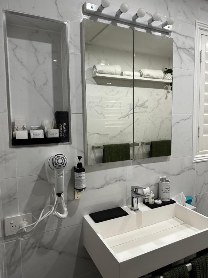 Luxury Boutique Self-Contained Private Granny Flat Vila Ormeau Exterior foto